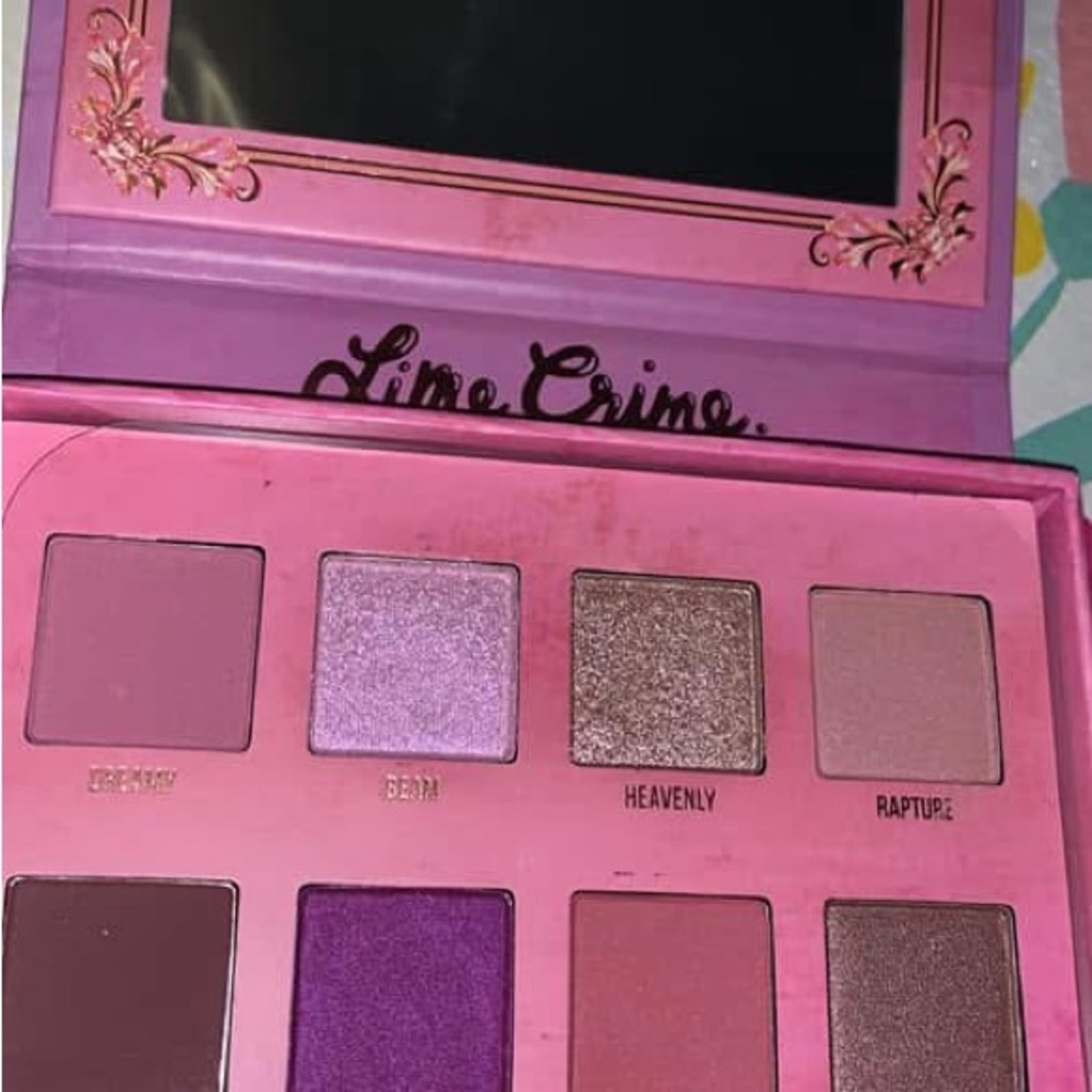 Cream Foundation Makeup Collection - Picture 3 of 3